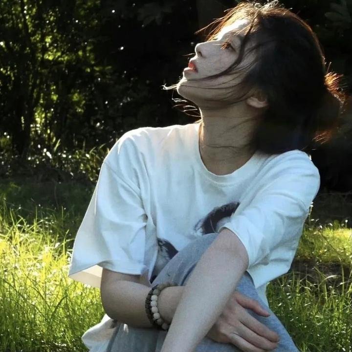 一人有一点颜色